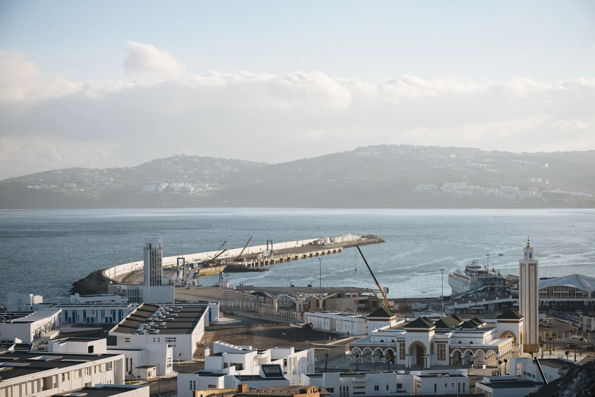 Quelle est la ville la plus chaude du Maroc en hiver ? Censé Hébron — free download